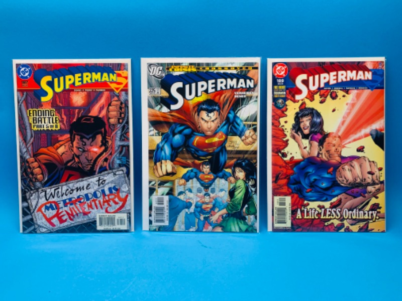 Photo 1 of 015060… 3 Superman comics in plastic sleeves 