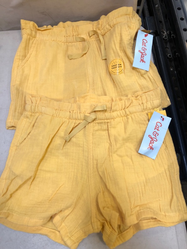 Photo 2 of Girs' Woven Gauze Shorts - Cat & Jack™
SIZE S 2 PACK 