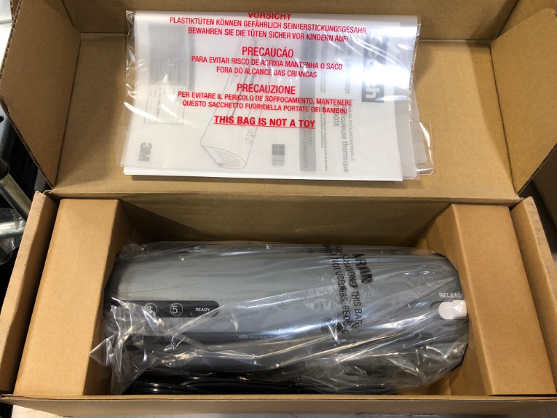 Photo 1 of Thermal Laminator 9In 5Mil Max