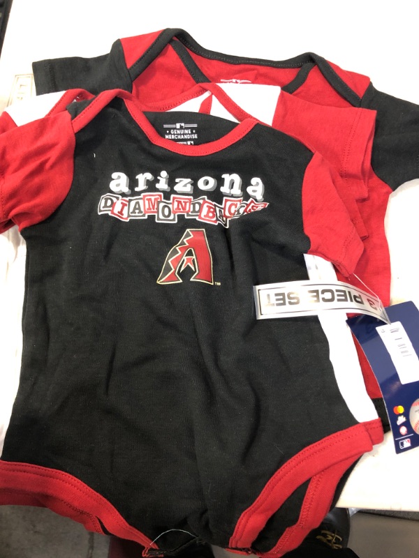 Photo 1 of 3 PCS BABY BASEBALL SET 
18 MNTS