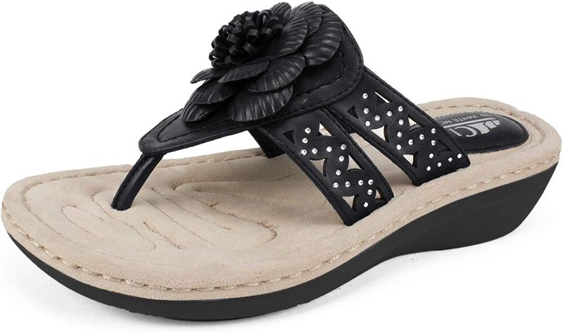 Photo 1 of CLIFFS BY WHITE MOUNTAIN Women's Cynthia Sandal -- SIZE 9.5
