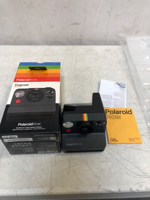 Photo 2 of Polaroid Originals Now I-Type Instant Camera - Black (9028) Black Camera 