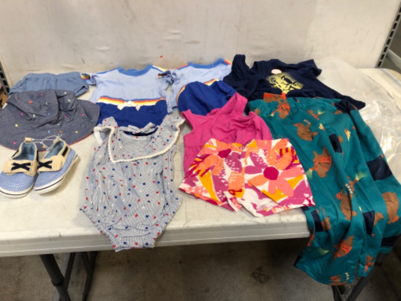 Photo 1 of BAG LOT, ASSORTED KIDS' AND TODDLER CLOSE BUNDLE, VARIOUS SIZES AND COLORS