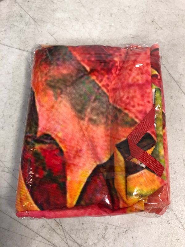 Photo 1 of Autumn Leaves Christmas Tree Skirt Funny Large Christmas Tree Mat 36" Xmas Tree Skirt Carpet Mat Large Round Pad Classic Holiday Party Ornament Decoration Indoor Outdoor
