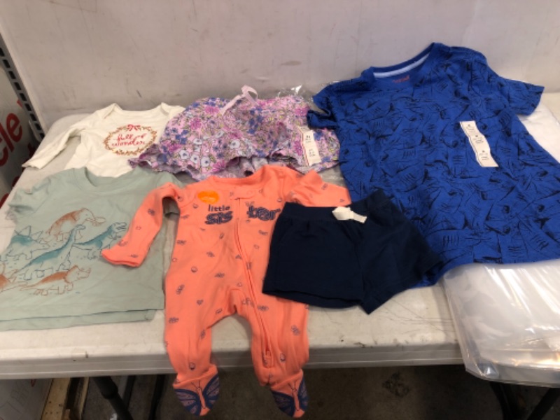 Photo 1 of BAG LOT, ASSORTED TODDLER AND KIDS' CLOTHES BUNDLE, VARIOUS SIZES AND COLORS, SOLD AS IS