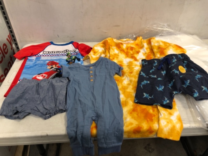 Photo 1 of BAG LOT, ASSORTED TODDLER AND KIDS' CLOTHES BUNDLE, VARIOUS SIZES AND COLORS, SOLD AS IS