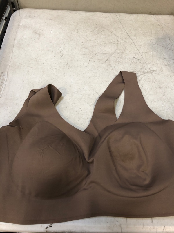 Photo 1 of BROWN SPORTS BRA
SIZE 3XL