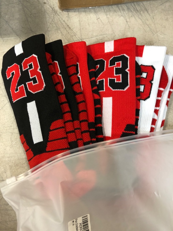 Photo 3 of Elite Basketball Socks,running socks,Athletic Socks,Compression Cushion Sports Socks for Men & Women
