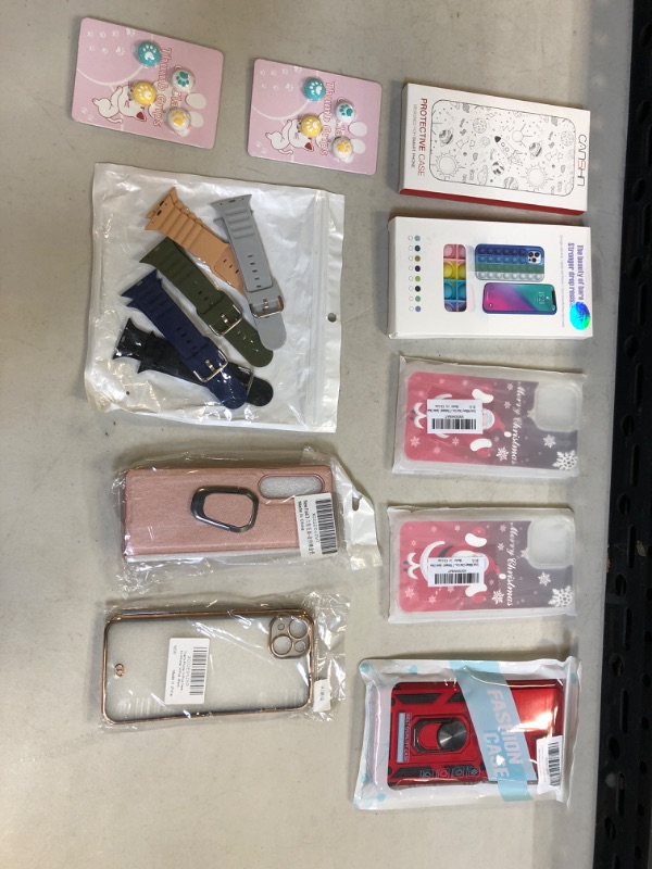 Photo 1 of MISCELLANEOUS LOT OF CASES (( 10 PCS ))