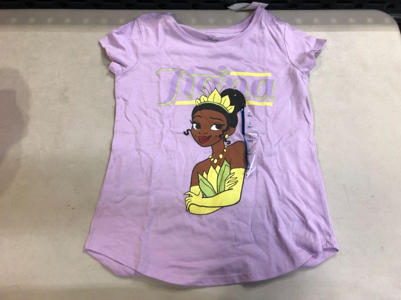 Photo 2 of Girs' Disney Princess Tiana Short Seeve Graphic T-Shirt - Large 
