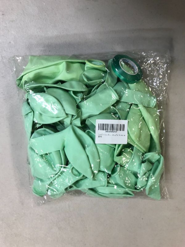 Photo 2 of 100 pcs Green Party Latex Balloons - 5/10/12/18 inch Party Latex Ballons As Birthday Balloons/Merry Chritmas Balloons/Graduation Balloons/Gender Reveal Balloons for Birthday 5/10/12/18 Inch Mk-green