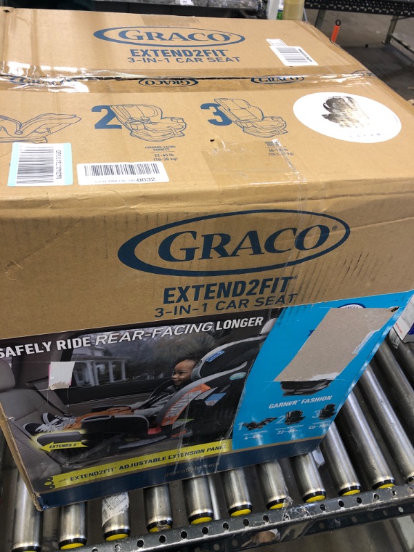 Photo 2 of Graco Extend2Fit 3 in 1 Car Seat, Ride Rear Facing Longer, Garner, 21.56 pounds 3-in-1 Garner