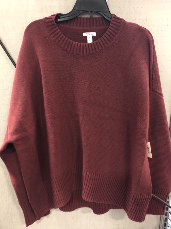 Photo 2 of Daily Ritual Women's Boxy Crewneck Sweater
SIZE XL 