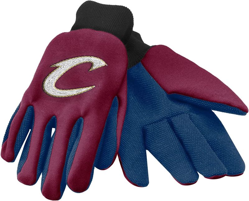 Photo 1 of (( ONE SIZE FITS ALL )) Cleveland Cavaliers 2015 Utility Glove - Colored Palm
