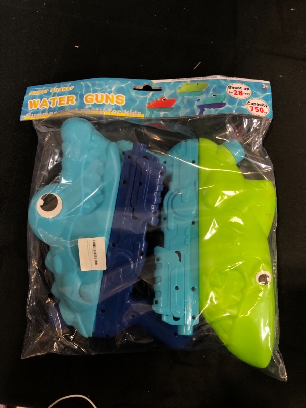 Photo 2 of (( FACTORY SEALED )) Water Guns for Kids - 800CC Super Soaker Water Guns Pool Toys, Shark/Crocodile Water Squirters for Kids, 29ft Long Range Shooting Water Blaster, Water Squirt Guns for Toddlers Age 3-5 and Up, 2 Pack
