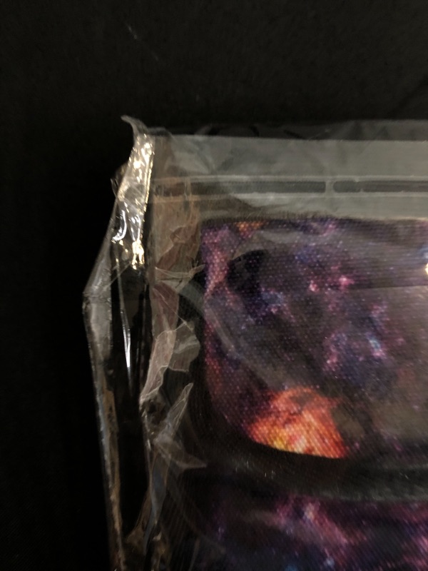 Photo 2 of (( FACTORY SEALED )) GALAXY INSULATED LUNCH BAG 