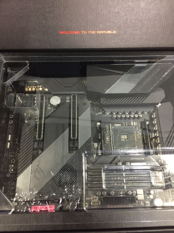 Photo 2 of ASUS ROG Crosshair VIII Hero AMD X570 Socket AM4 ATX DDR4-SDRAM Motherboard ---factory sealed, open for photos --- 