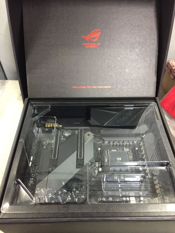 Photo 3 of ASUS ROG Crosshair VIII Hero AMD X570 Socket AM4 ATX DDR4-SDRAM Motherboard ---factory sealed, open for photos --- 