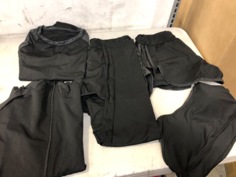 Photo 2 of 5 Piece Workout Set Black Sz S