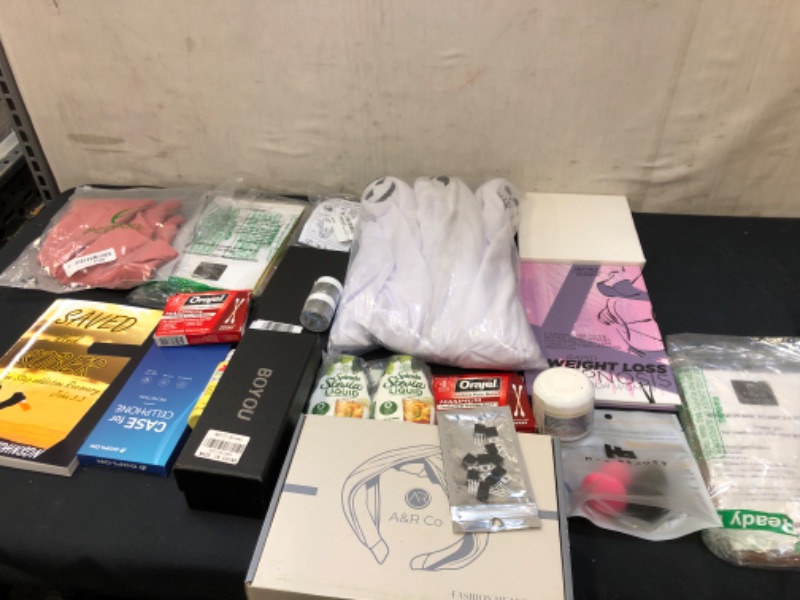 Photo 1 of 20 piece misc item bag lot