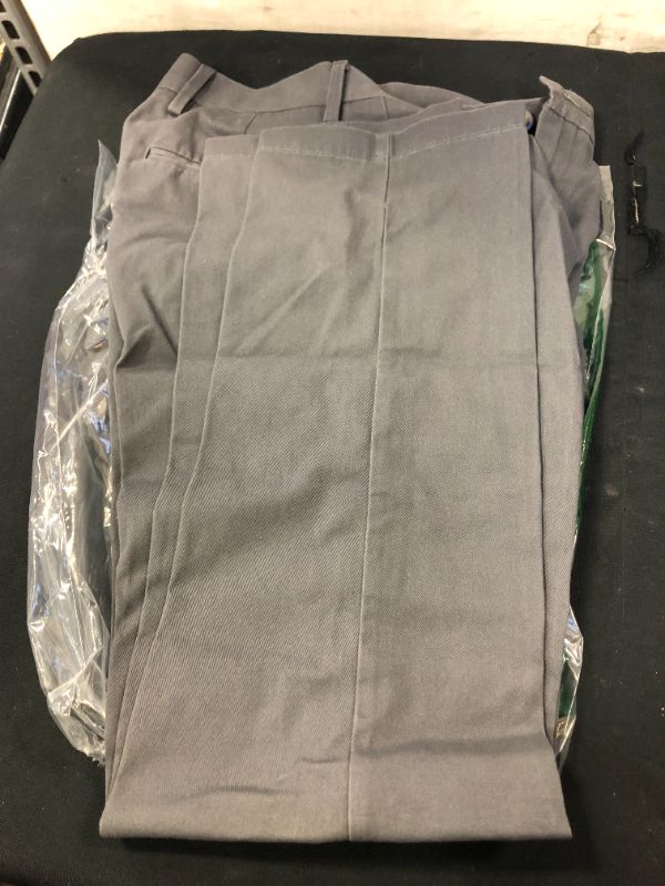 Photo 2 of AMAZON ESSENTIALS PANTS FOR MEN 29WX30L GRAY