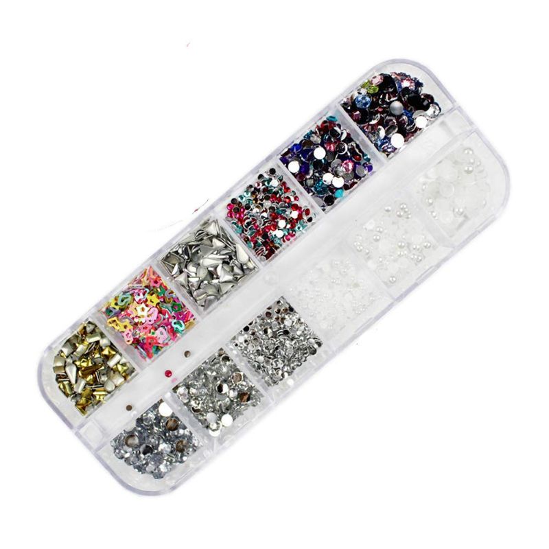 Photo 1 of A Box of 800pcs Transparent Sequins 2mm 3mm 4mm Nail Art Rhinestones Flat Diamond Nail Art DIY Crafts Nail Beauty Makeup Accessories