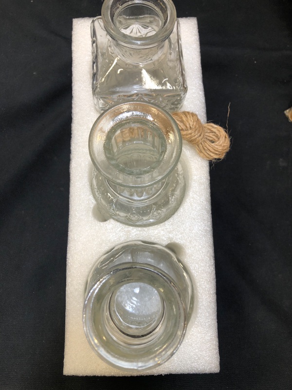 Photo 1 of 3 PCS GLASS VASES