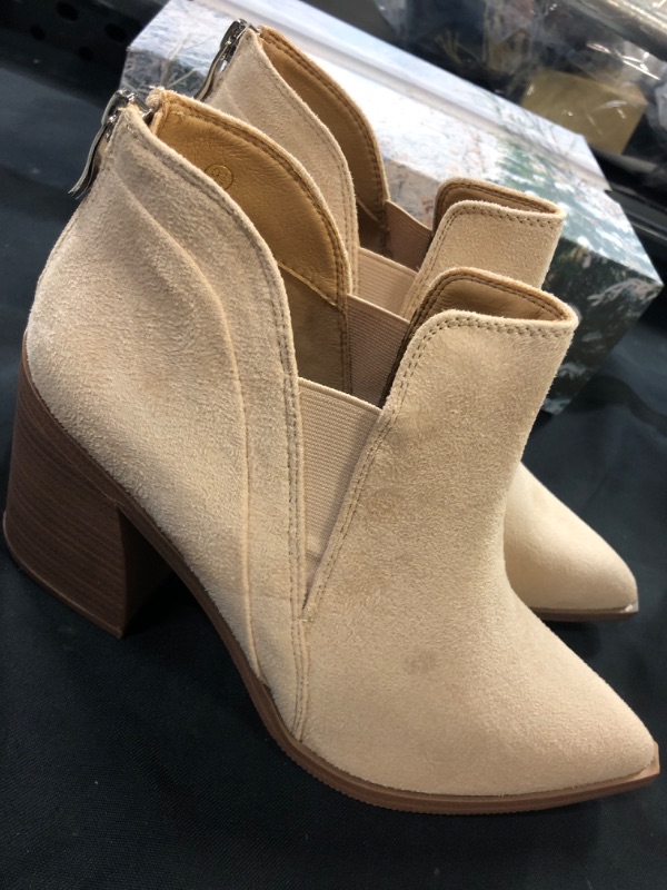 Photo 3 of Chelsea Booties Women's Pointed Toe Ankle V Cut Back Zipper --Size 9 1/2 - Beige Color 