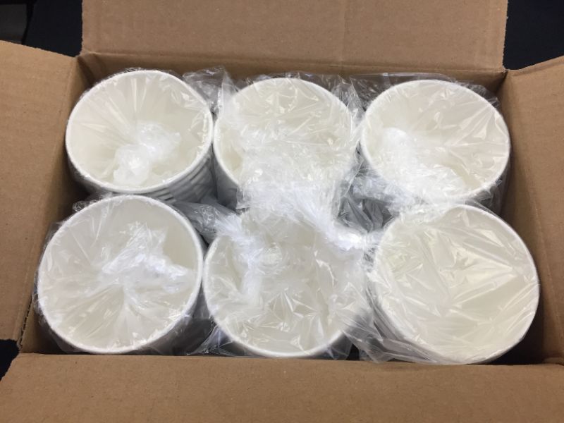 Photo 1 of 8oz 120 piece disposable paper cups 