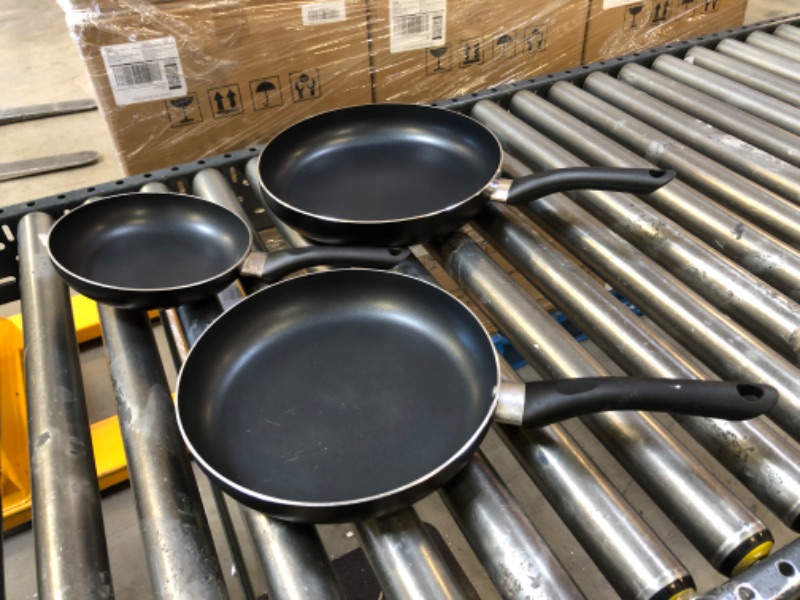 Photo 2 of Amazon Basics 3-Piece Non-Stick Frying Pan Set - 8 Inch, 10 Inch, and 12 Inch 3-Piece Set Cookware Set *** ITEMS HAVE SOME MARKS FROM PRIOR USE ***