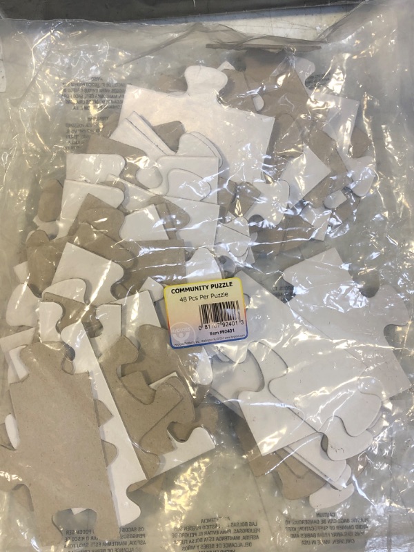 Photo 1 of Compoz-a-Puzzle Community Puzzle
