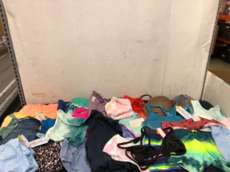 Photo 1 of 20 Piece Clothing Bag Lot ( Sizes Vary )