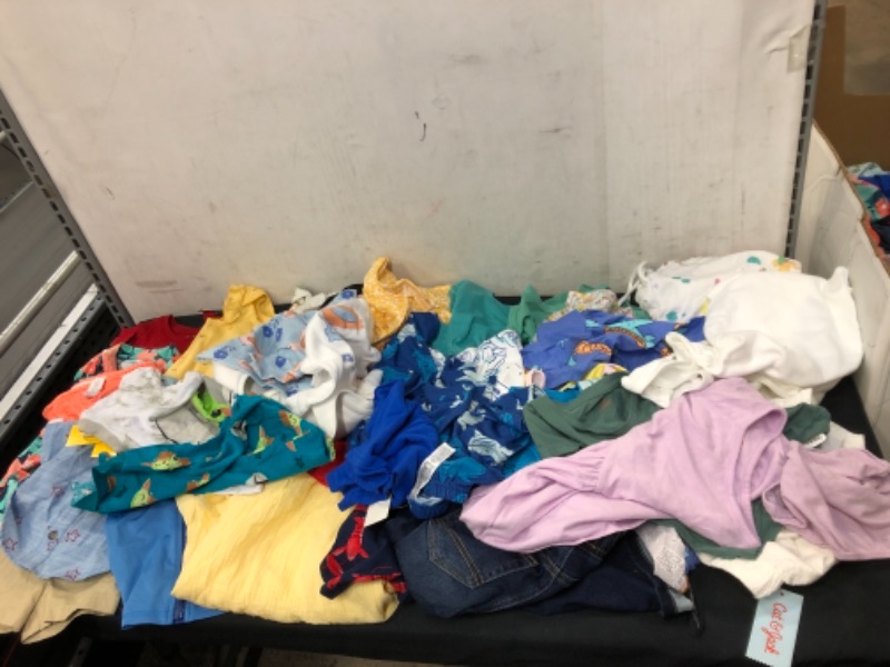 Photo 1 of 30 Piece Clothing Bag Lot ( Sizes Vary )