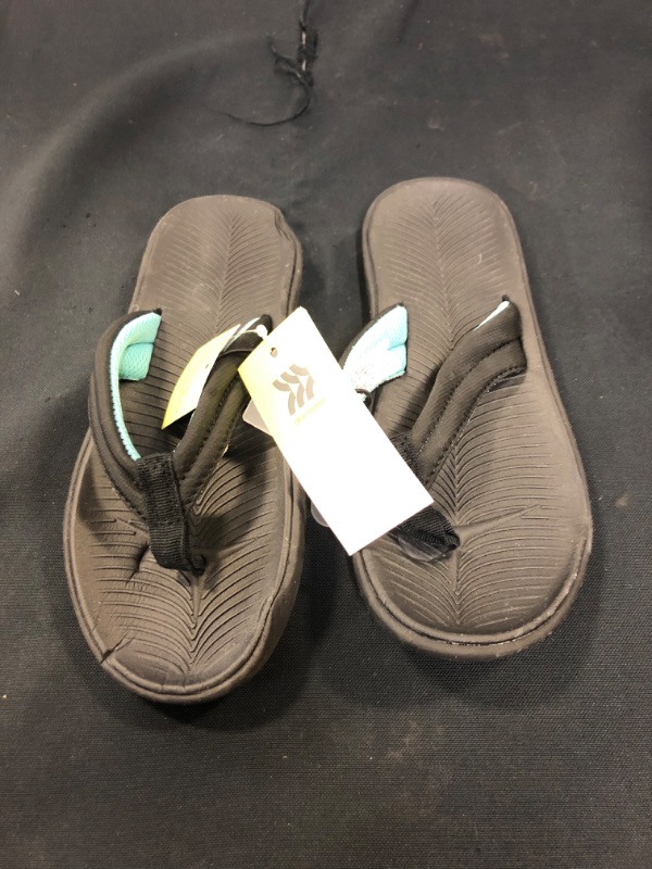 Photo 2 of Boys' Sterling Slip-on Thong Sandals - All in Motion Black 4
