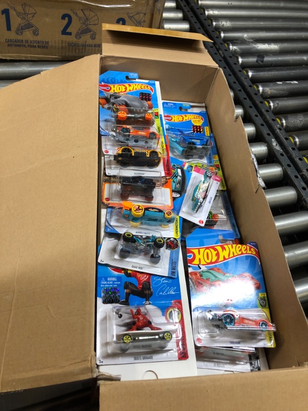 Photo 2 of Hot Wheels ONLY ONE BOX