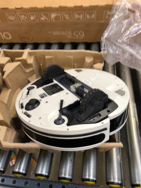 Photo 3 of Shark AV2511AE AI Ultra Robot Vacuum, with Matrix Clean, Home Mapping, 60-Day Capacity Bagless Self Empty Base, Perfect for Pet Hair, Wifi, Works with Alexa, Black/Silver----USED 

