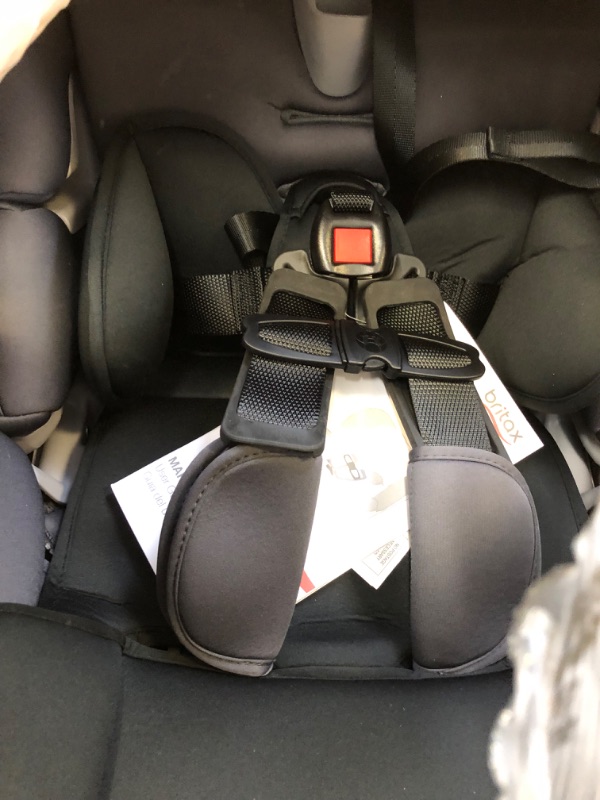 Photo 5 of Britax Marathon Clicktight Convertible Car Seat, Mod Black SafeWash ----- PACKAGING IS DAMAGED, ITEM IS NEW 
