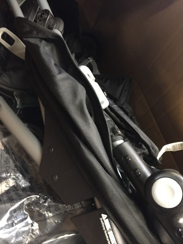 Photo 1 of Baby Trend EZ Ride 35 Travel System - Doodle Dots, NOT O.G. BOX, DIRTY, BROKEN PLASTIC BITS 