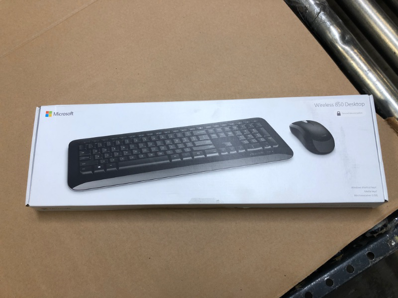 Photo 4 of Microsoft Wireless Desktop 850 with AES ) - Black. Wireless Keyboard and Mouse Combo. Snap-In USB Transciever. Right/Left Hand Use Mouse