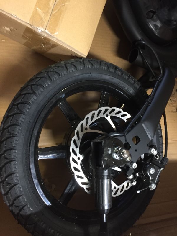 Photo 6 of Jetson Bolt Adult Folding Electric Ride On, Foot Pegs, Easy-Folding, Built-in Carrying Handle, TURNS ON AND WHEEL SPINS, NOT VERY STRONG 