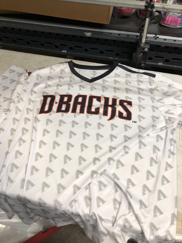 Photo 1 of arizona diamondbacks XL