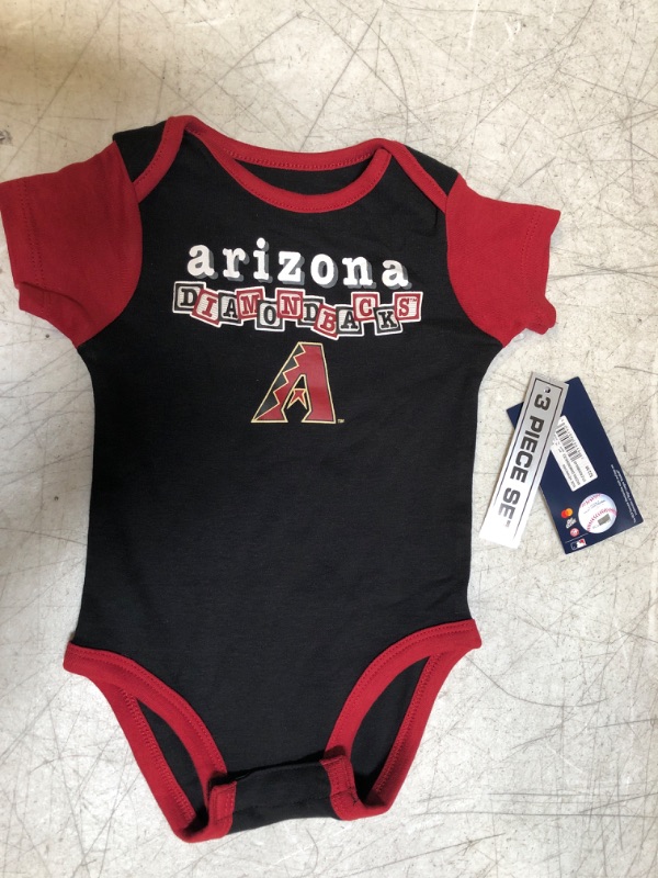 Photo 1 of INFANT BODYSUIT  D-BACKS  SIZE 6/9M 