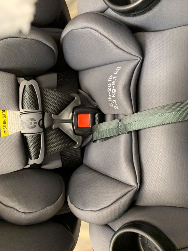 Photo 6 of Britax One4Life ClickTight All-in-One Car Seat, Cool N Dry Cool N Dry  --- Box Packaging Damaged, Minor Use, Scratches and Scuffs on Plastic
