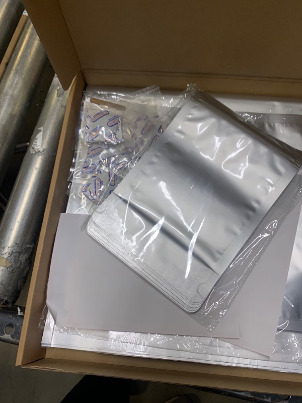 Photo 4 of 35 pcs Mylar Bags for Food Storage 5 pcs 5 Gallon Mylar bags with Oxygen Absorbers Large Mylar Bags and 10 pcs 1 Gallon Stand up Mylar Bags with Resealable Zipper and 20 pcs Quart Mylar bags
