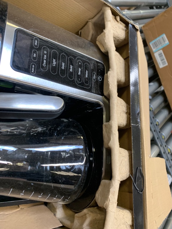 Photo 6 of Braun MultiServe Coffee Machine 7 Programmable Brew Sizes / 3 Strengths + Iced Coffee & Hot Water for Tea, Glass Carafe (10-Cup), Stainless/Black, KF9150BK KF9150BK Black --- Box Packaging Damaged, Moderate Use, Scratches and Scuffs on Metal and Plastic, 