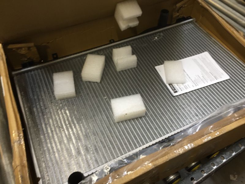 Photo 2 of Denso 221-0504 Radiator