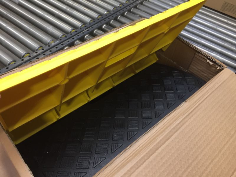 Photo 2 of pyle portable lightweight curb ramps 2 pack heavy duty plastic threshold ramp kit set for driveway, loading dock, sidewalk, car, truck, scooter, bike, motorcycle & wheelchair mobility pcrbdr27