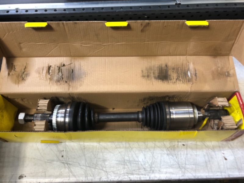 Photo 2 of TZAUT-AXLE Front Left Driver Side CV Axle Shaft Assembly Compatible with INFINITII 30 1996-1999 / Nissan Maxima 1995-1999