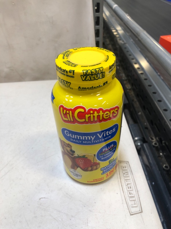Photo 1 of L'il Critters Gummy Vites Daily Kids Gummy multivitamin: Vitamins C, D3 and Zinc for Immune Support 190 ct (95-190 day supply), 5 delicious flavors from America’s number one Kids Gummy Vitamin Brand Cherry, Strawberry, Orange, Pineapple, Blueberry 190 Cou