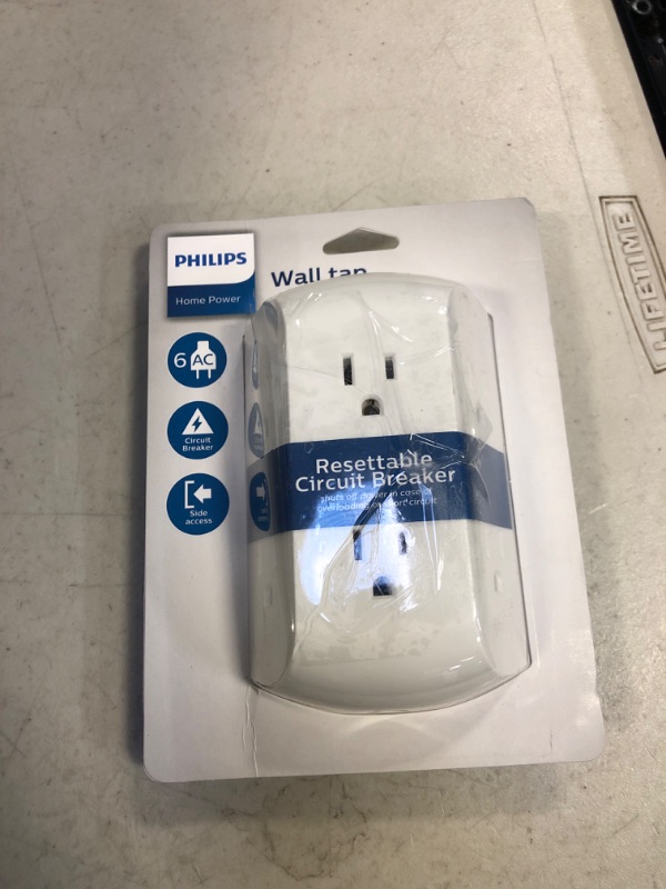 Photo 2 of Philips Accessories 6-Outlet Extender, Resettable Circuit Breaker, Adapter Spaced Outlets, 3-Prong, Side Access, Grounded Wall Tap, Quick and Easy Install, White, SPS1460WA/37 White 1 Pack Circuit Breaker
NEW MINOR DAMAGE TO PACKAGING 